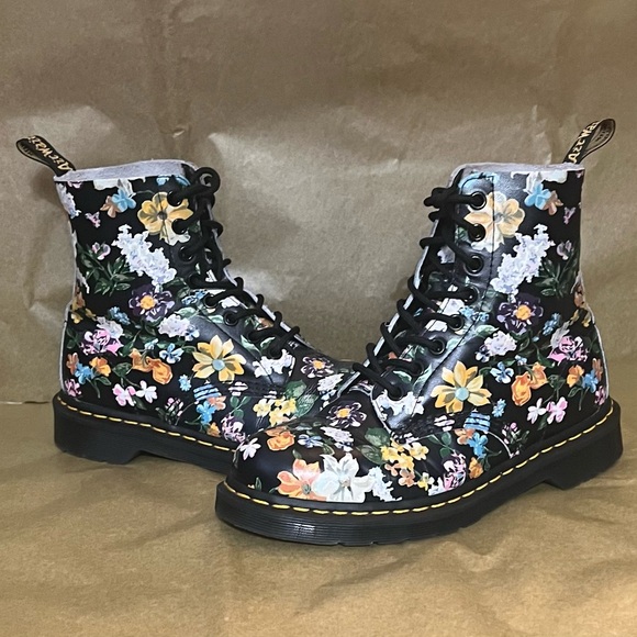Dr. Martens Shoes - Dr Martens Darcy Floral Pascal DF Boots